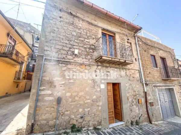 Villa via Erbitea, Villarosa