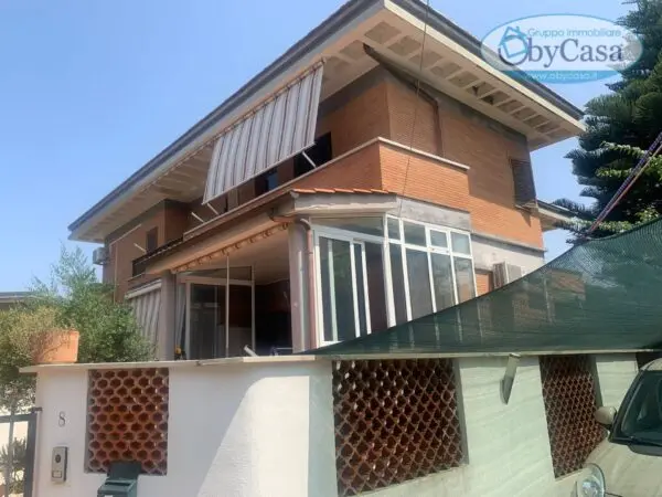 Villa viale Delle Viole 8, Anzio