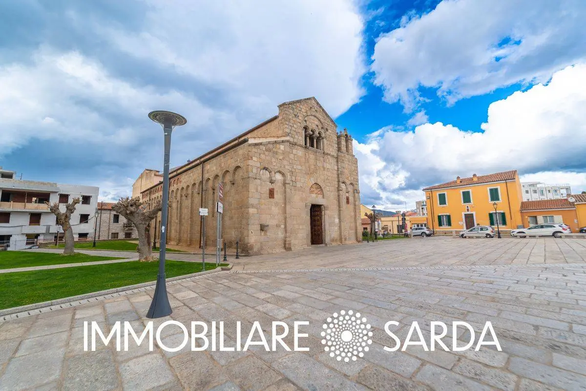Immagine per Locale Commerciale in vendita a Olbia Olbia centro snc