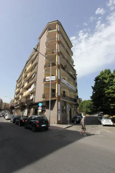 Appartamento piazza Benaventura Zumbini, Cosenza