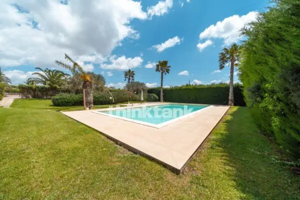 Villa strada Comunale Annunziaata-cifali, Ragusa