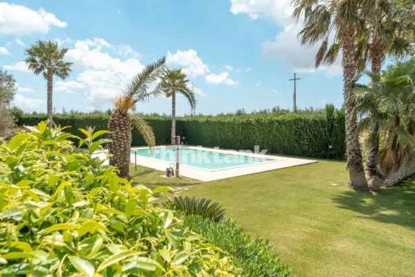 Villa strada Comunale Annunziaata-cifali, Ragusa