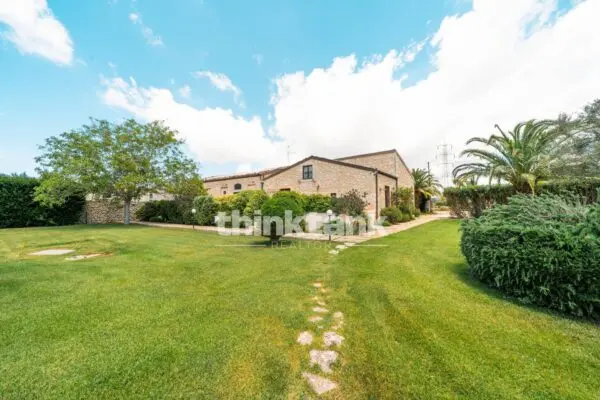 Villa strada Comunale Annunziaata-cifali, Ragusa