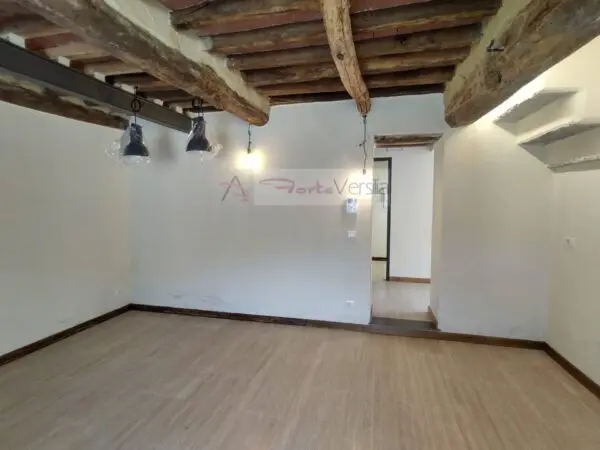 Casa Indipendente via, Pietrasanta