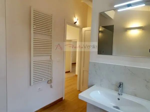 Casa Indipendente via, Pietrasanta