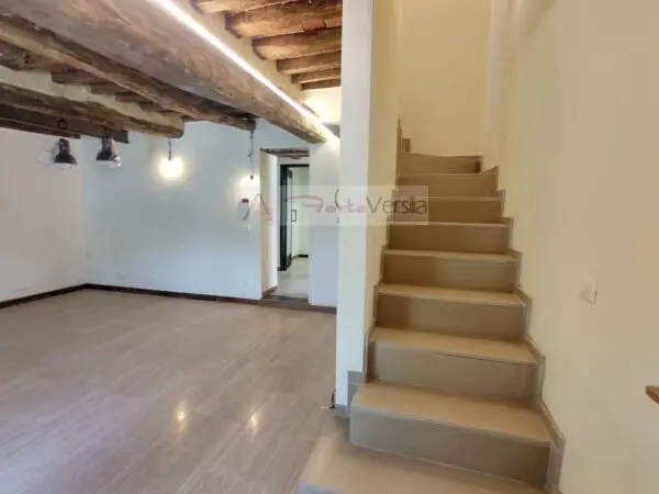 Casa Indipendente via, Pietrasanta