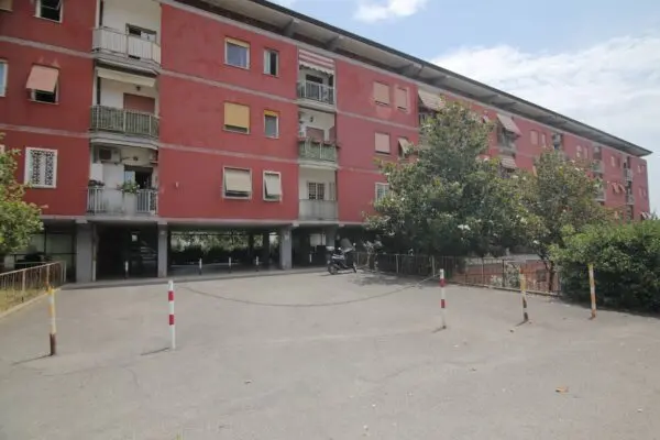 Appartamento via Rivisondoli 47, Roma