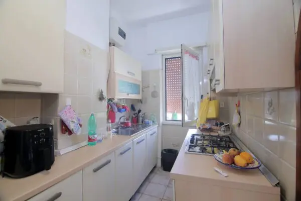 Appartamento via Rivisondoli 47, Roma