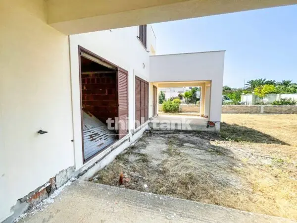 Villa via Del Faro Massolivieri, Siracusa
