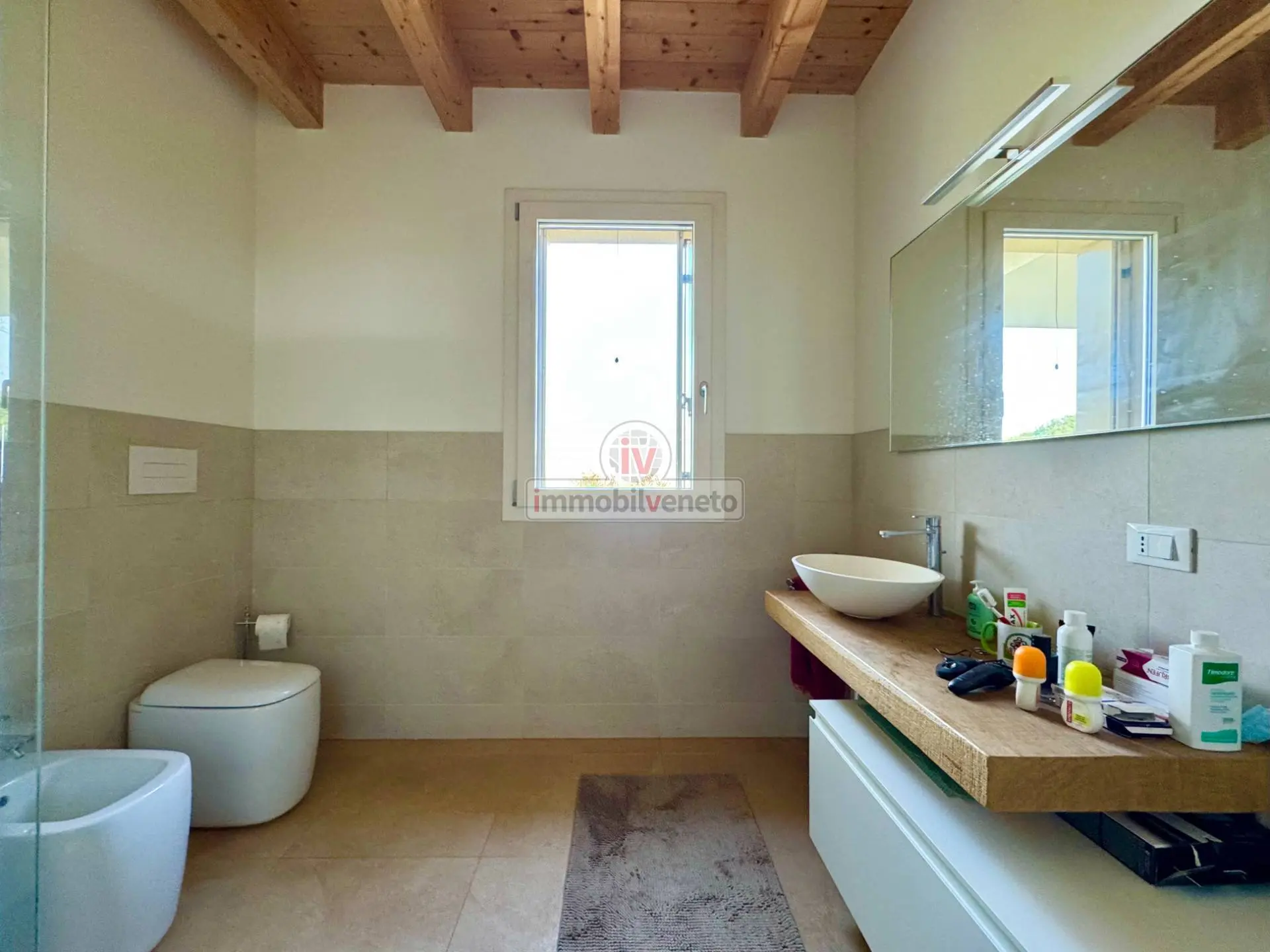 Immagine per Casa indipendente in vendita a Valdastico VIA GROTTE 