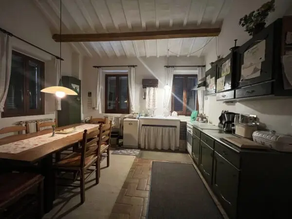 Villa Trifamiliare via Contrada Colle, Montecarotto