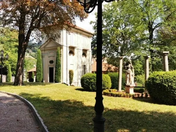 Villa strada Castelvecchio 36, Moncalieri