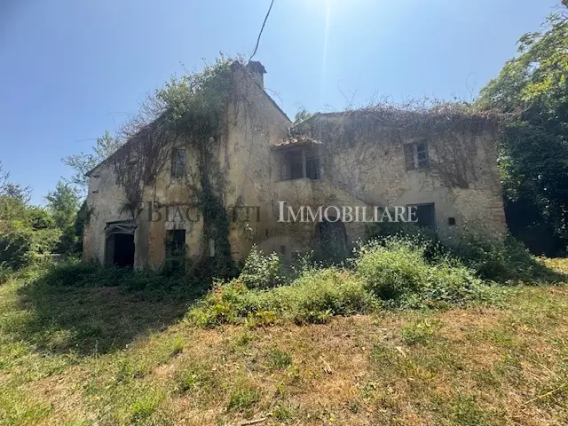 Immagine per Casale in vendita a Livorno via Postignano