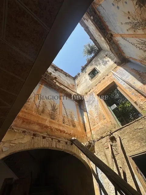 Immagine per Casale in vendita a Livorno via Postignano