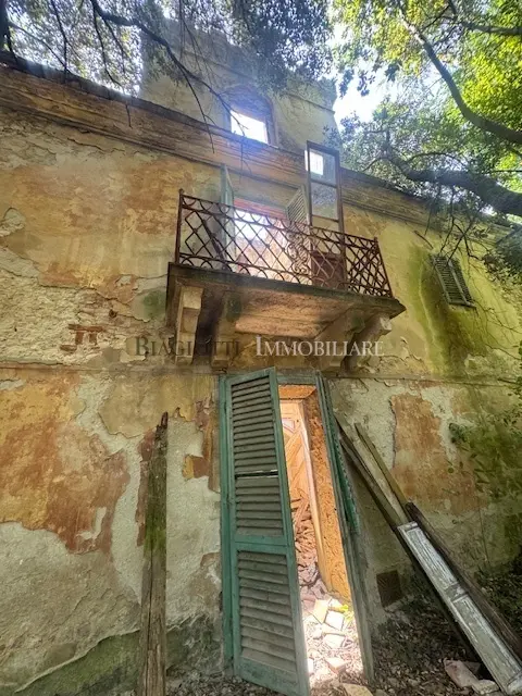 Immagine per Casale in vendita a Livorno via Postignano