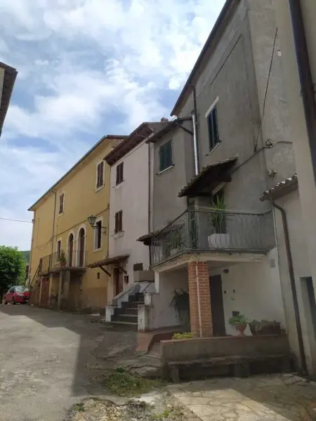 Porzione Di Casa piazza Panfili, Guardea