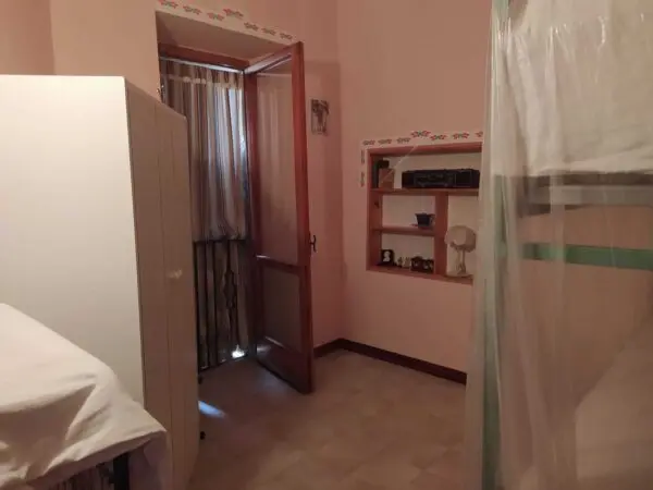 Villa Bifamiliare piazza Panfili, Guardea