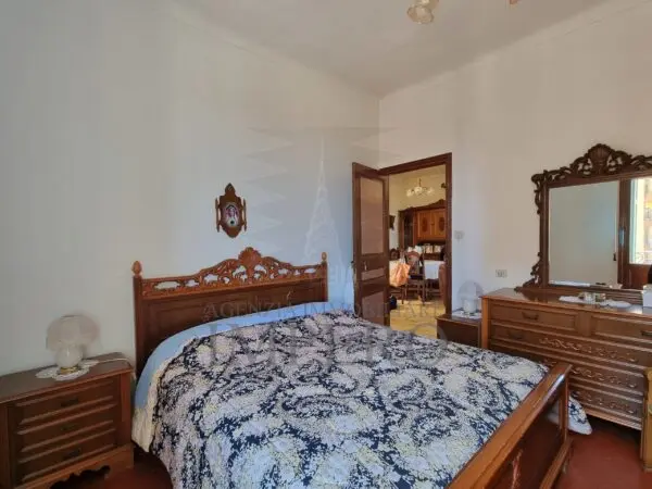 Villa Bifamiliare via Madonna Delle Virtú 10, Ventimiglia