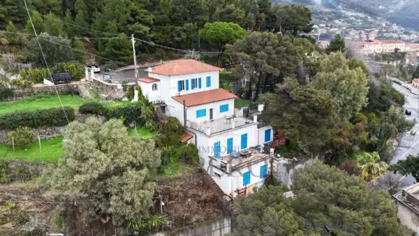 Villa 16, Ventimiglia