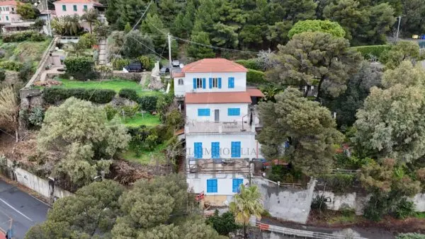 Villa 16, Ventimiglia