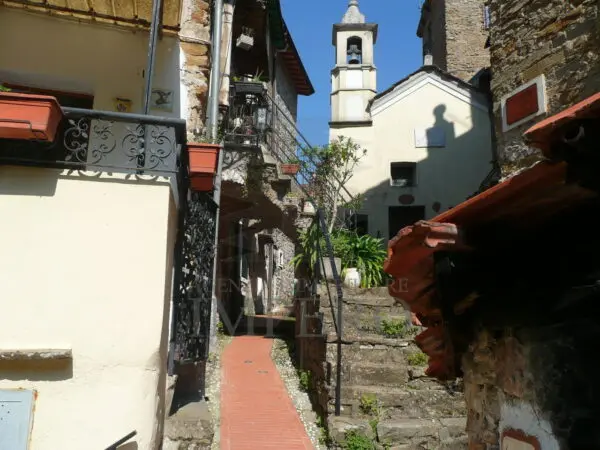 Quadrilocale via Località Verrandi, Ventimiglia