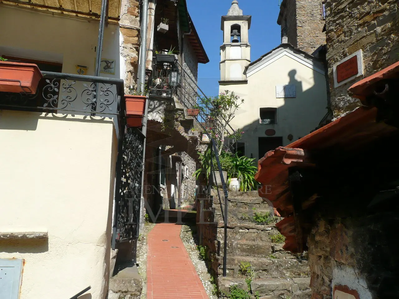 Immagine per Quadrilocale in vendita a Ventimiglia via Località Verrandi
