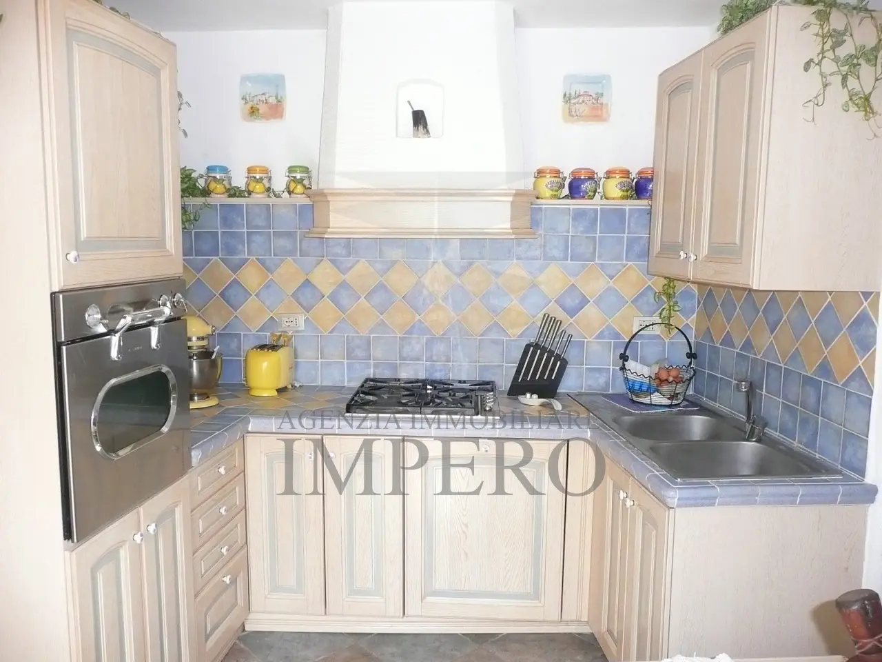Immagine per Quadrilocale in vendita a Ventimiglia via Località Verrandi