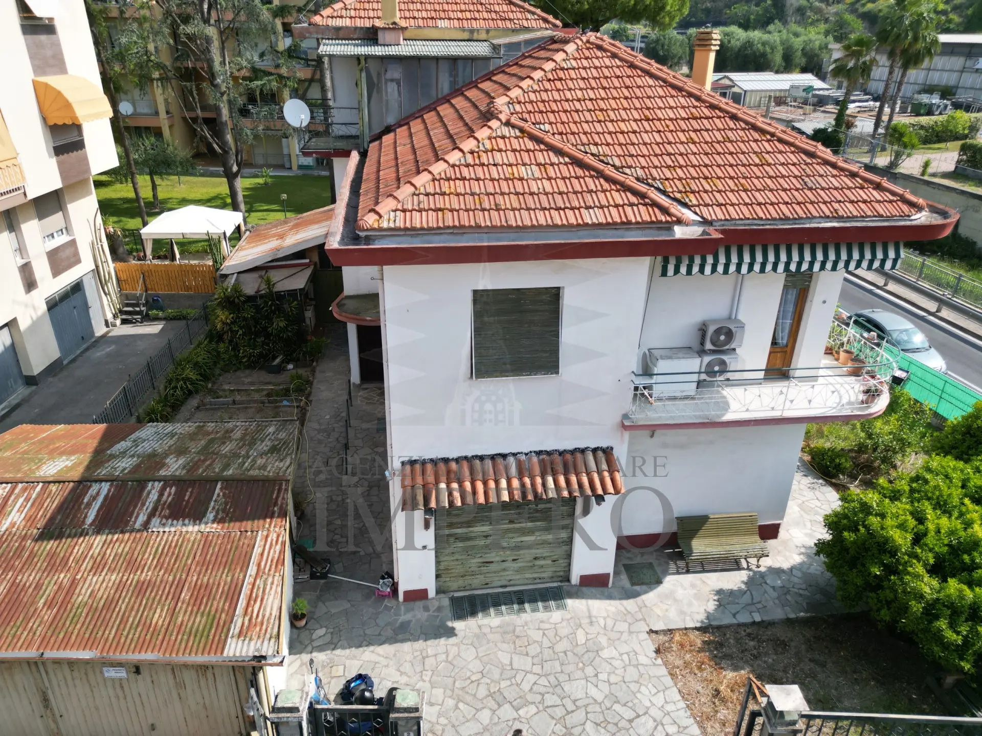 Immagine per Villa trifamiliare in vendita a Bordighera via Alba 6