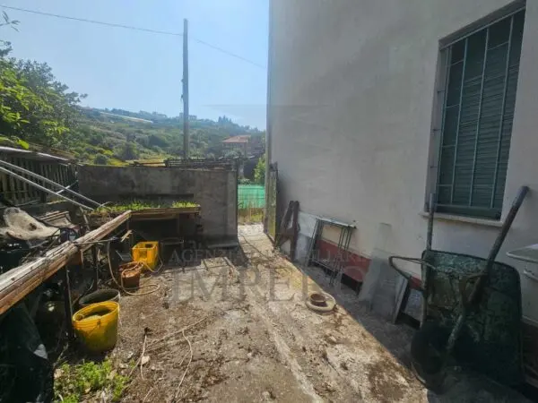 Villa Trifamiliare via Alba 6, Bordighera