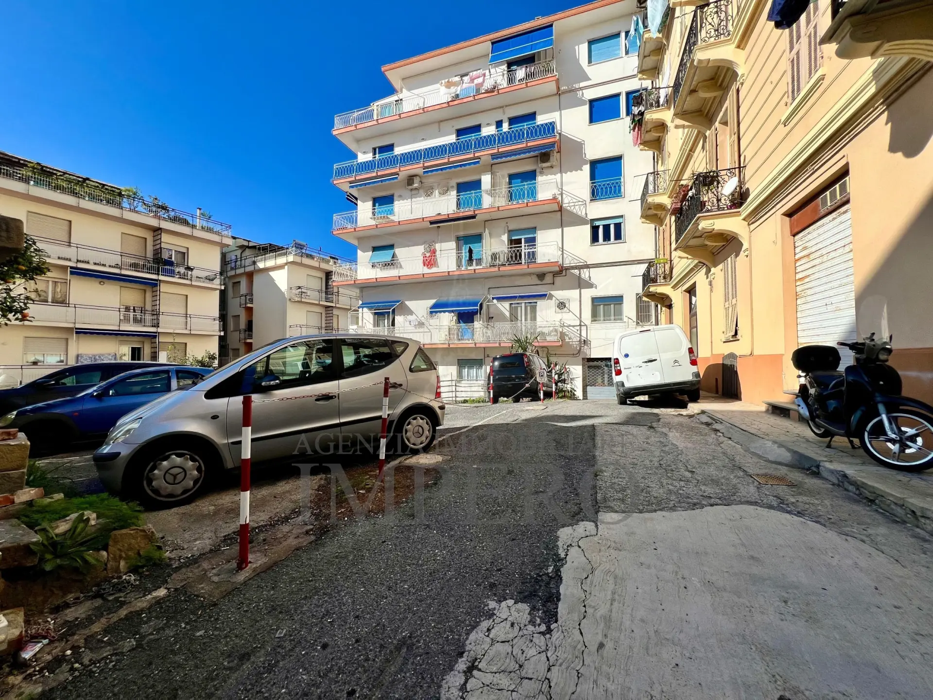 Immagine per Magazzino in vendita a Ospedaletti via Jean Jonquiere 25