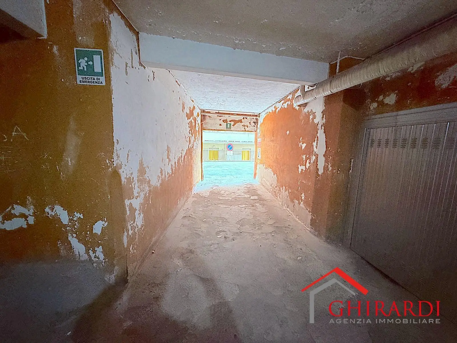 Immagine per Garage in vendita a Genova via Domenico Oliva 27 i