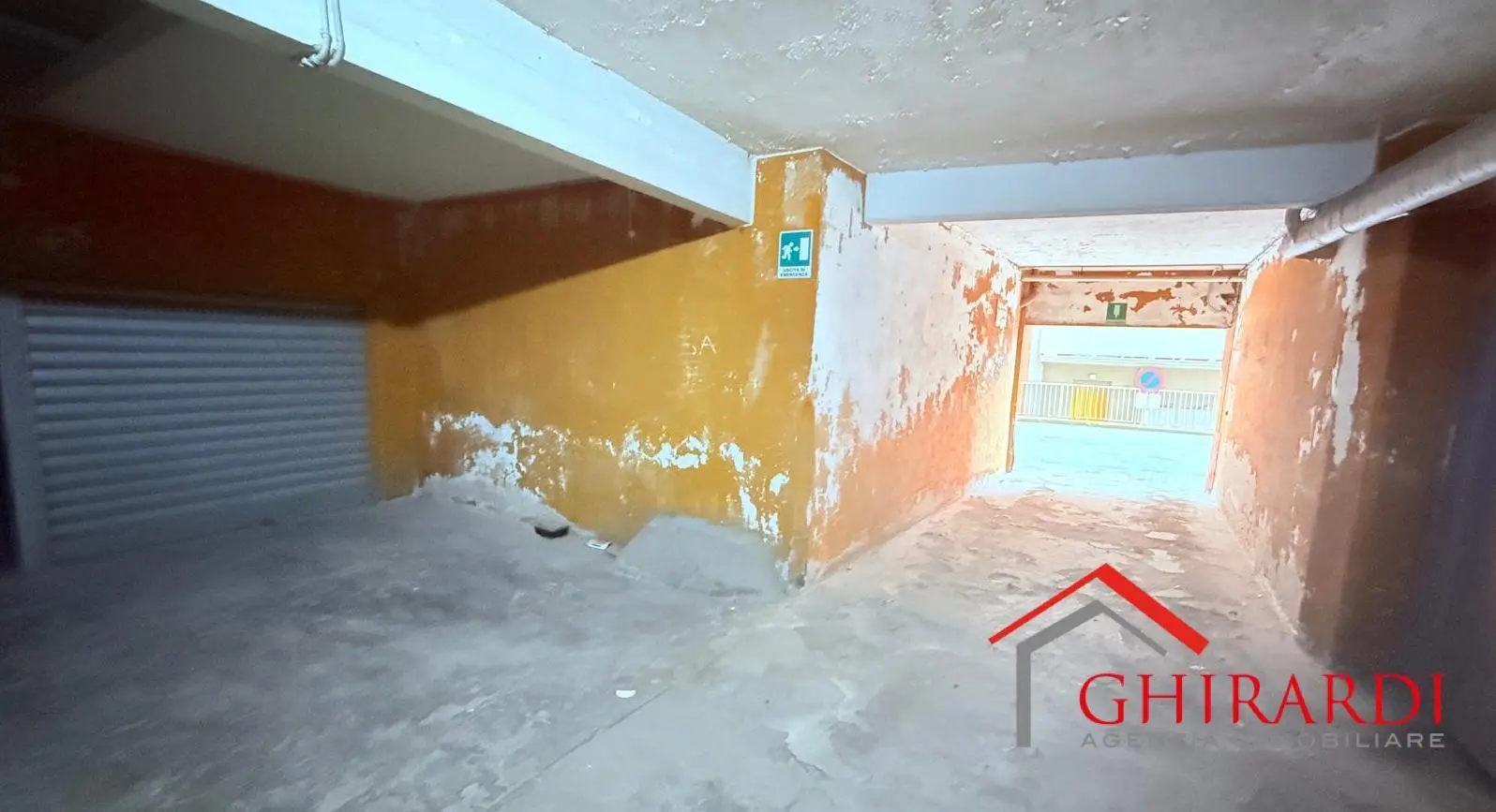 Immagine per Garage in vendita a Genova via Domenico Oliva 27 i