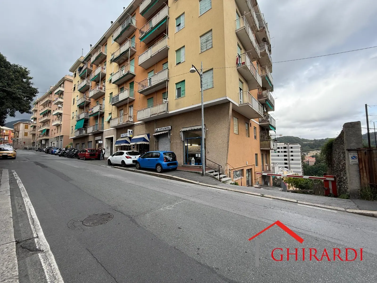 Immagine per Garage in vendita a Genova via Domenico Oliva 27 i