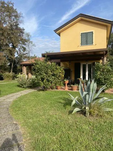 Villa via Palvotrisia 38, Castelnuovo Magra