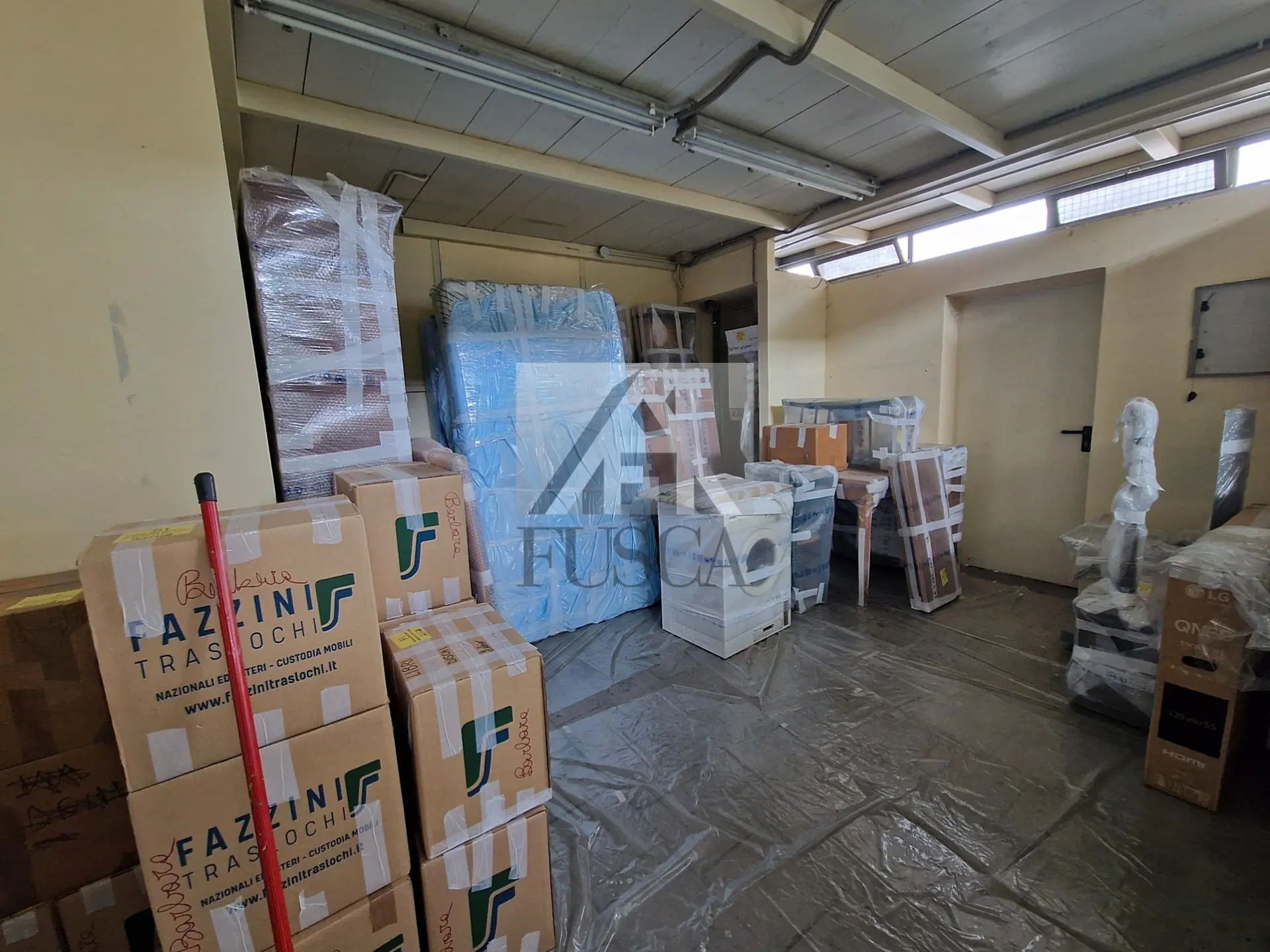 Immagine per Commerciale in affitto a Lucca via Puccetti