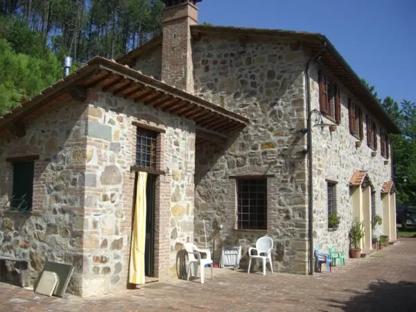 Casale via Don Aldo Mei, Buti