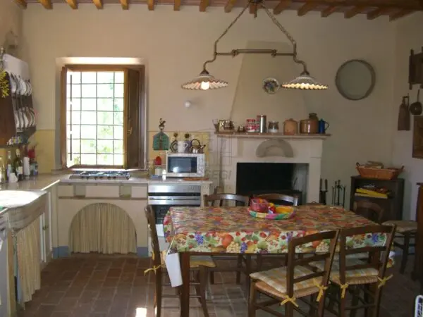 Casale via Don Aldo Mei, Buti