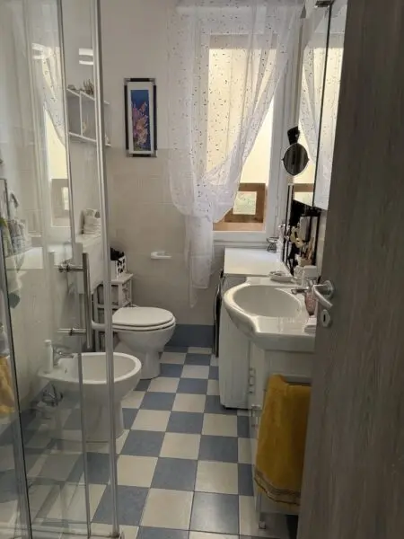 Quadrilocale via Campi, Taggia