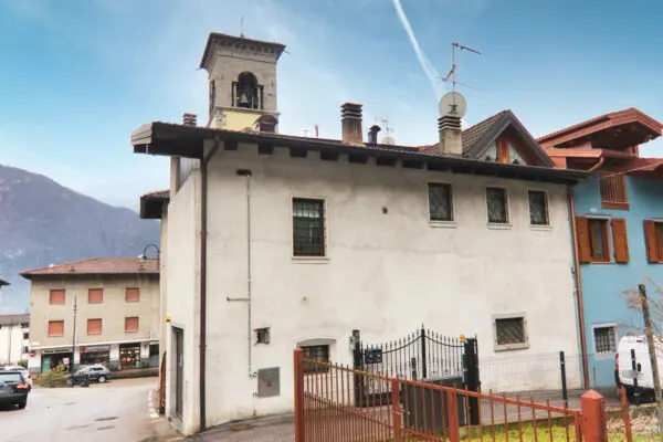 Appartamento via Alessandro Manzoni 3, Storo