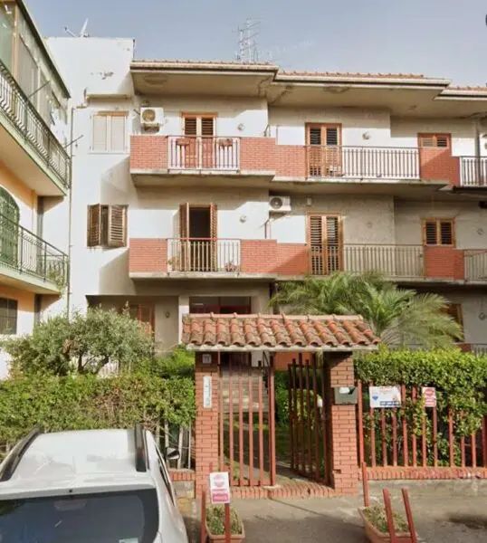 Appartamento via Iv Novembre 71, Aci Catena