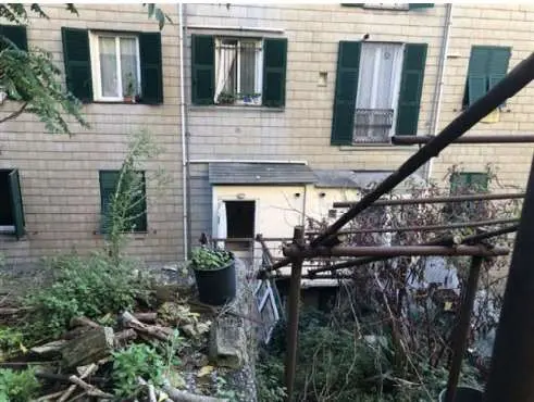 Appartamento via Piombelli 4, Genova
