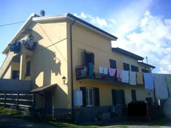 Appartamento via Boracchia 13, Beverino