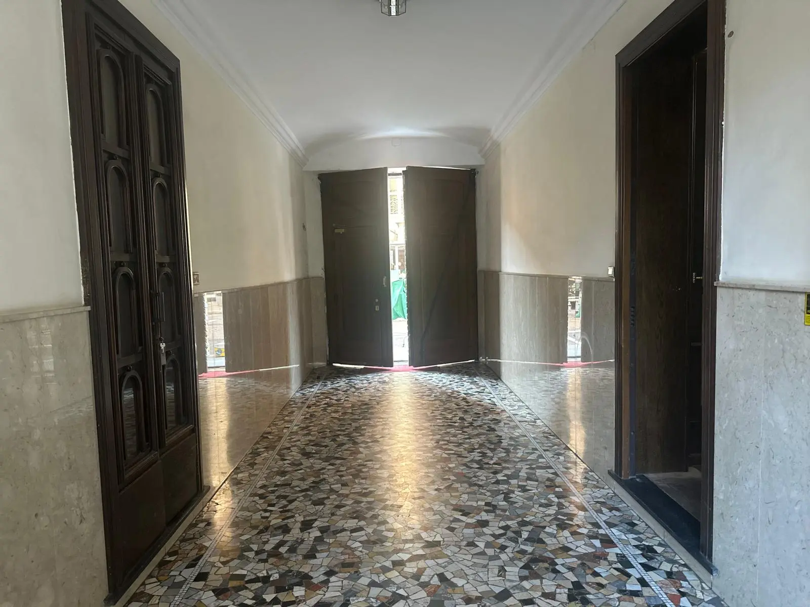Immagine per Locale Commerciale in Vendita a Torino Corso Alcide De Gasperi