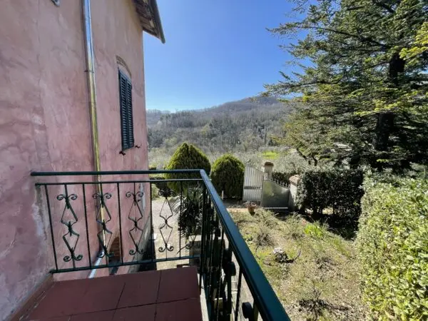 Casale via Di Mammoli, Lucca
