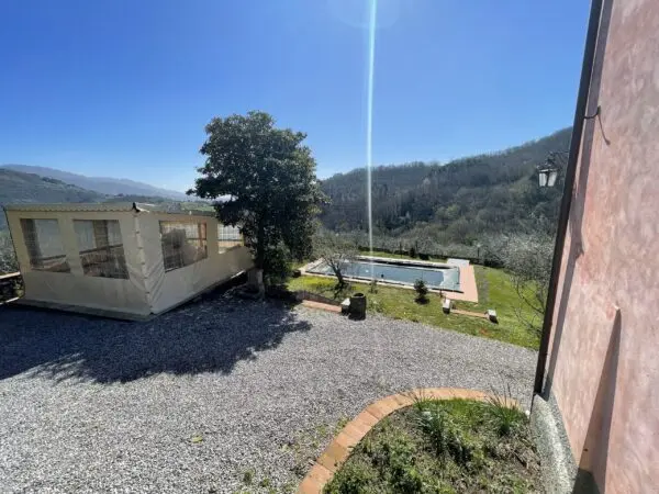 Casale via Di Mammoli, Lucca