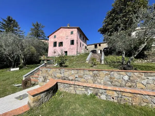 Casale via Di Mammoli, Lucca