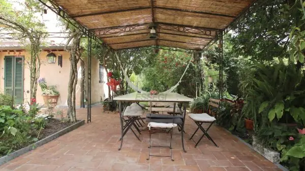 Casale via Del Parco 9b, Capannori