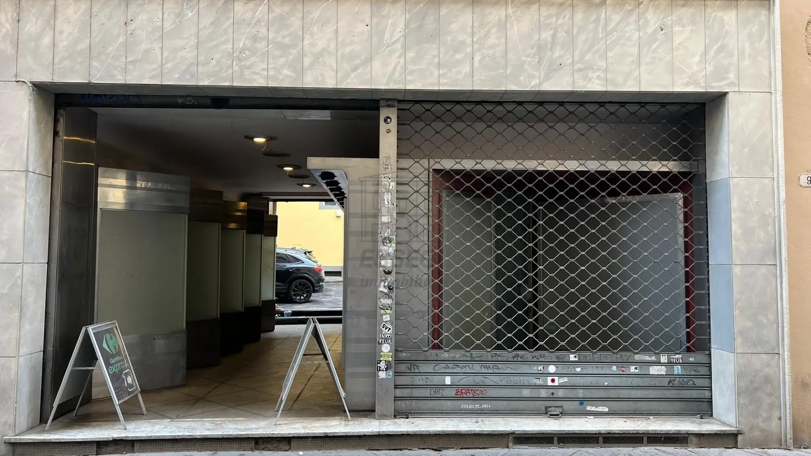 Immagine per Locale commerciale in vendita a Lucca via Calderia 7