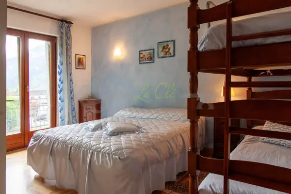 Villa A Schiera via Frazione Villaret 32, La Salle