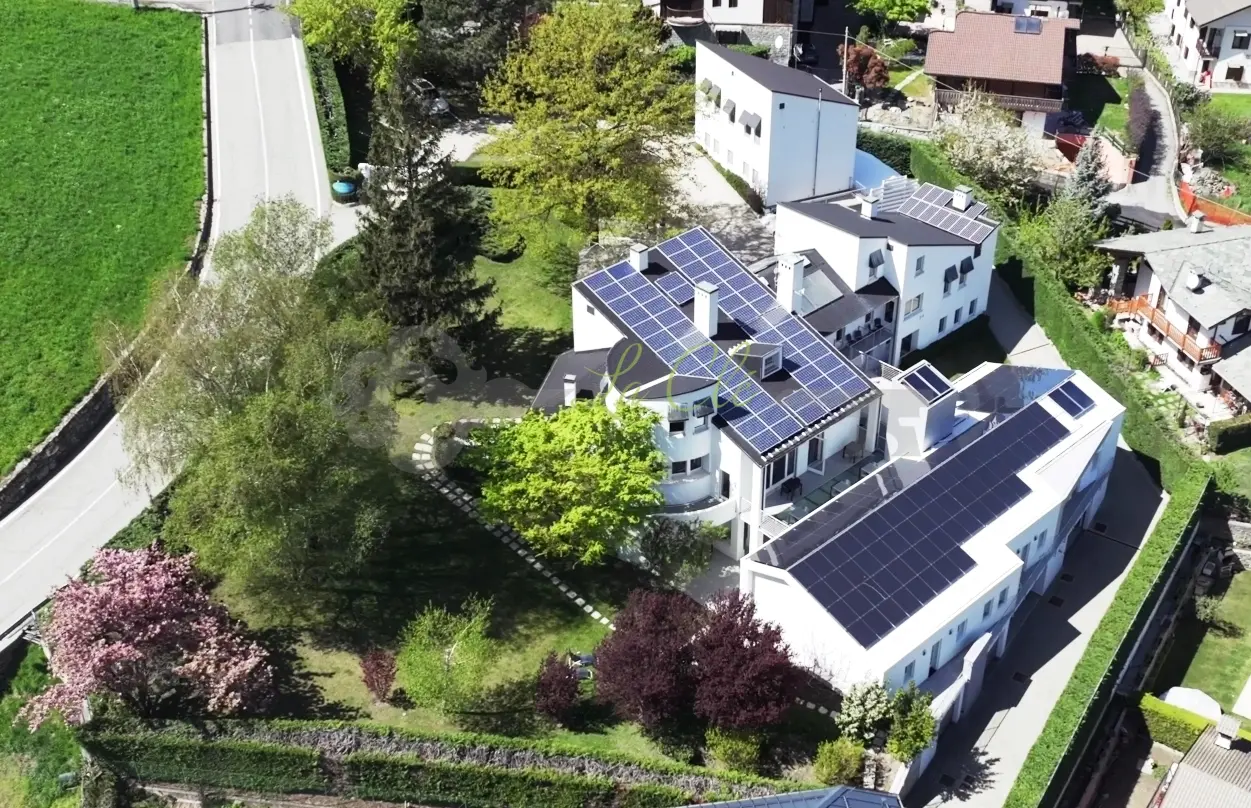 Immagine per Albergo in vendita a Brissogne via Frz Neyran Dessus 70